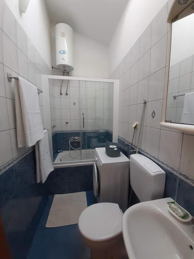 Apartments Nera Тисно Экстерьер фото